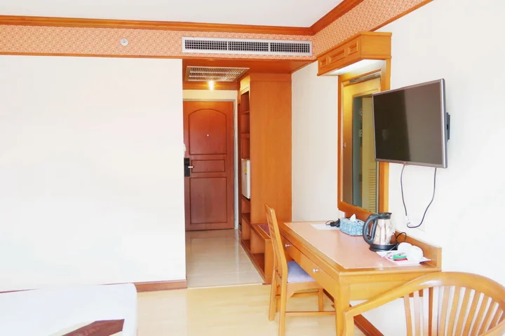 Накхонситхаммарат: Grand Park Hotel