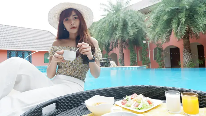 Бури Рам: Thada Chateau Hotel