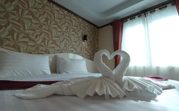 Бури Рам: Thada Chateau Hotel