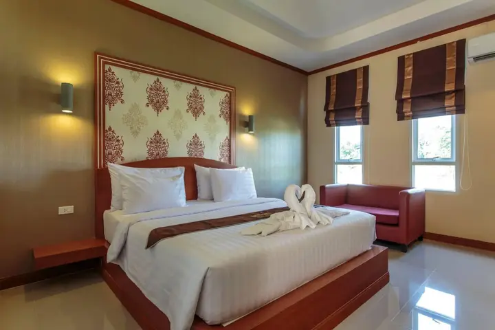 Бури Рам: Thada Chateau Hotel