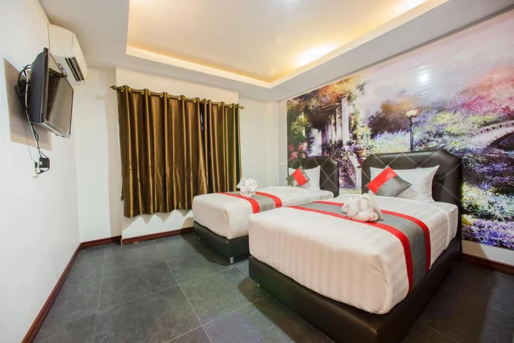 Пхитсанулок: D11Hotel