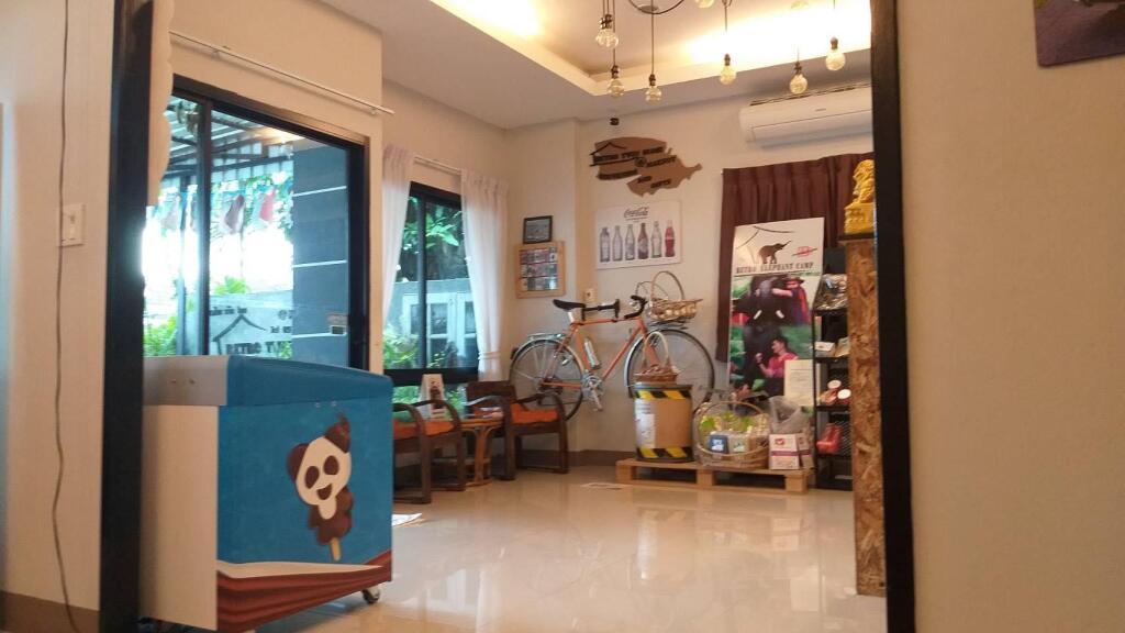 Мей-Сот: Retro Twin Home at Maesot