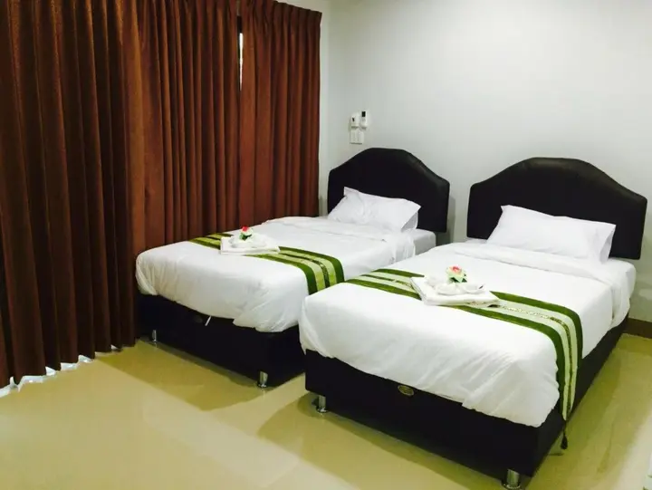 Мей-Сот: Retro Twin Home at Maesot