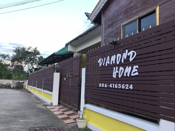 Саттахип: Diamond Home