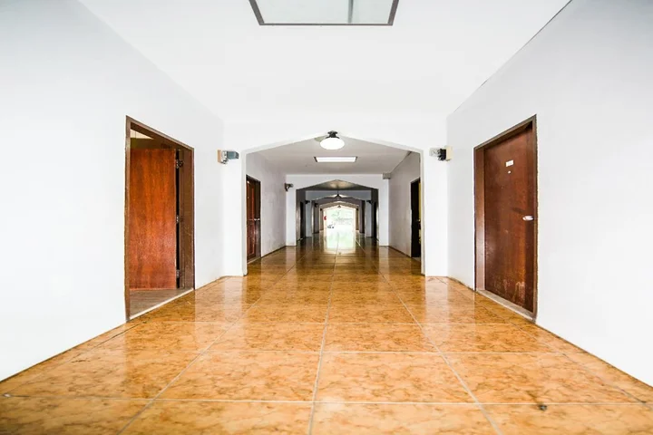 Муанг: OYO 282 Baan Nat