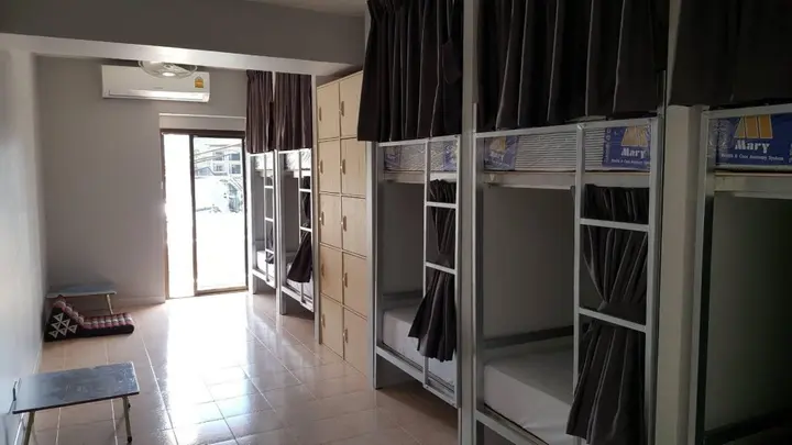 Муанг: The Lucky Kata Hostel