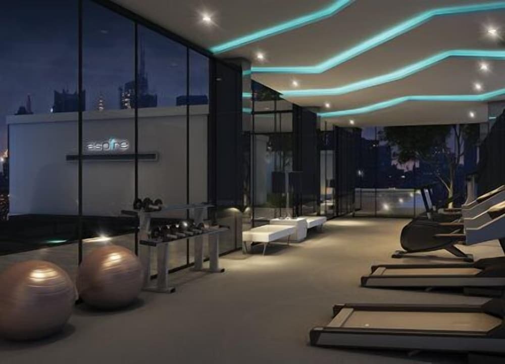 Бангкок: Highrise Cityview Aspire Condo Gym Pool