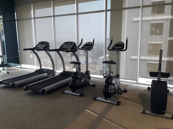 Бангкок: Highrise Cityview Aspire Condo Gym Pool