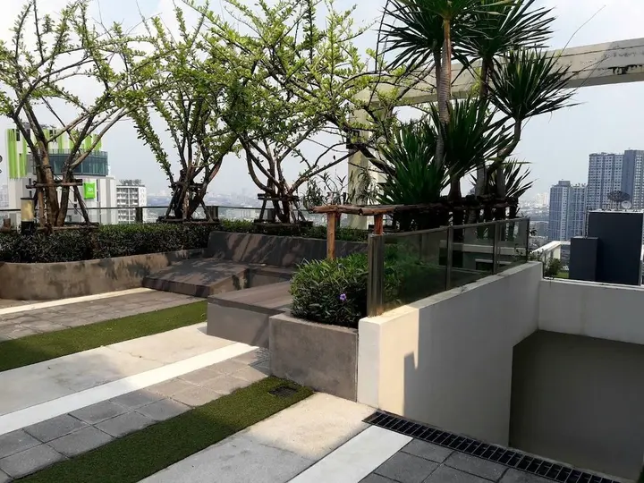 Бангкок: Highrise Cityview Aspire Condo Gym Pool