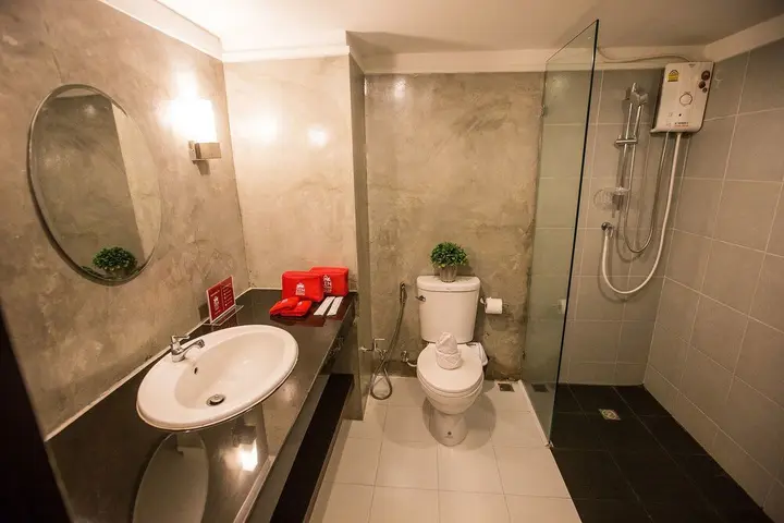 Чиангмай: ZEN Rooms Soi Chom Chan