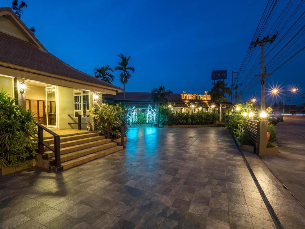Ампхава: Baan Sanfan Amphawa