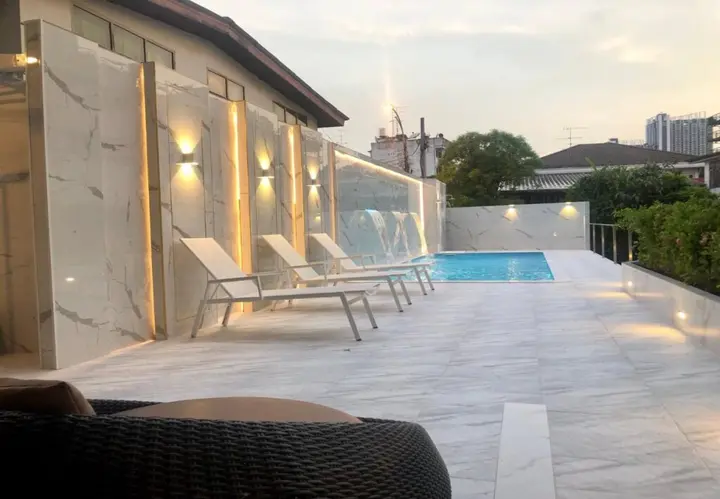 Самутпракан: Marigold Sukhumvit
