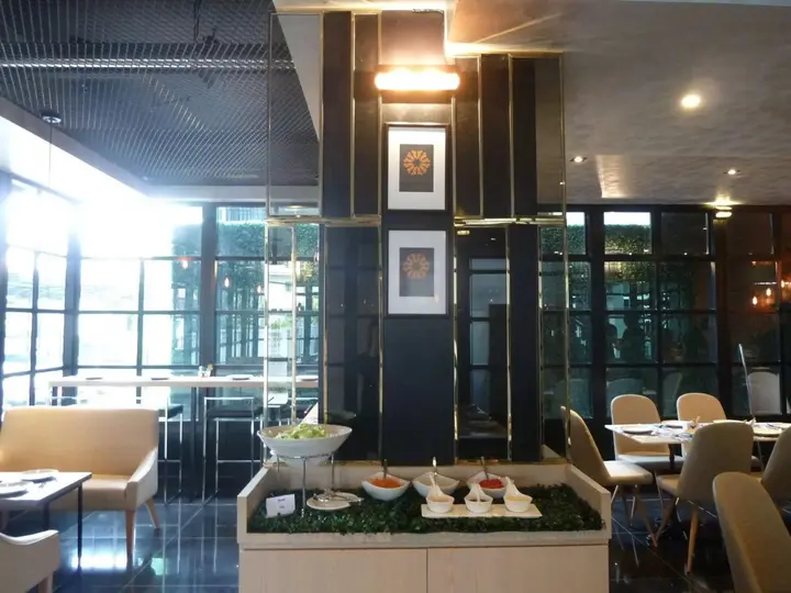 Самутпракан: Marigold Sukhumvit