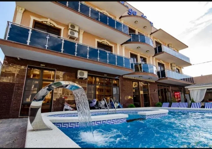 Анапа: Hotel Mega Lyuks