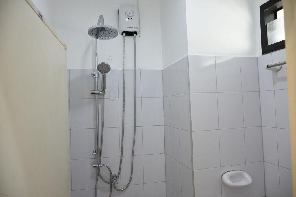 Сирача: Basaya Laemchabang