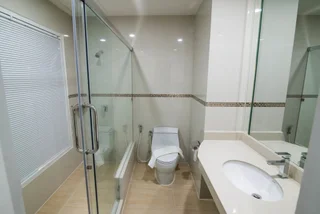 Кхлонг-Янг: Som O House Hotel
