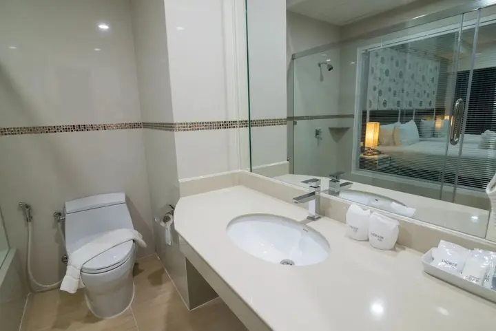 Кхлонг-Янг: Som O House Hotel