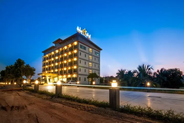 Кхлонг-Янг: Som O House Hotel