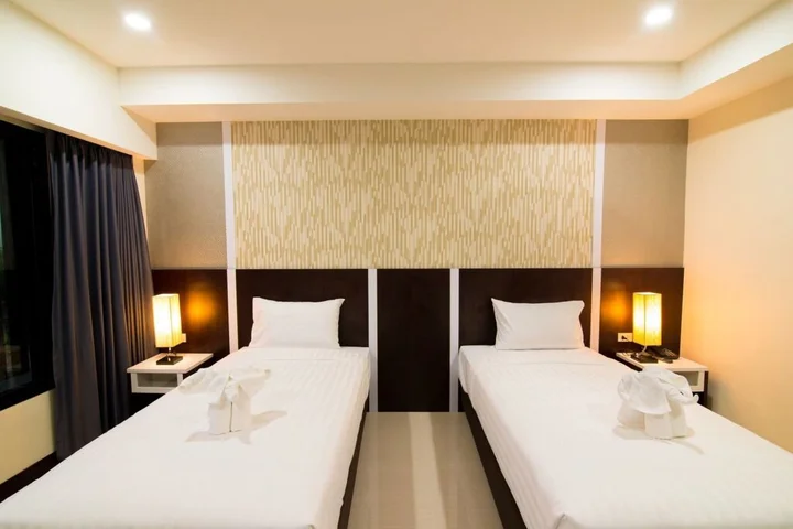 Кхлонг-Янг: Som O House Hotel
