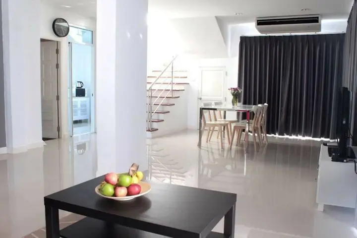 Бури Рам: P Villa Buriram