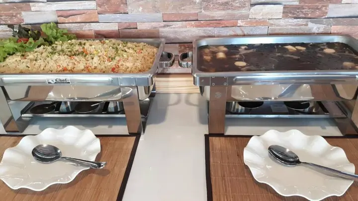 Сураттхани: Tawan Anda Garden Hotel