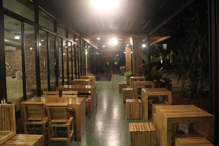 Сураттхани: Tawan Anda Garden Hotel
