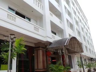 Садао: G9 Hotel