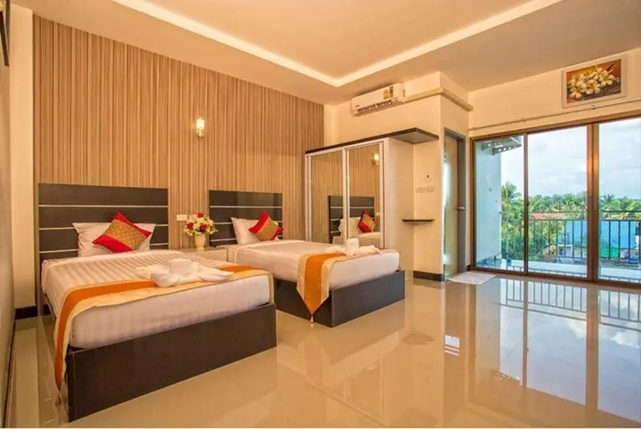 Tha Chang: Phuthan Hotel