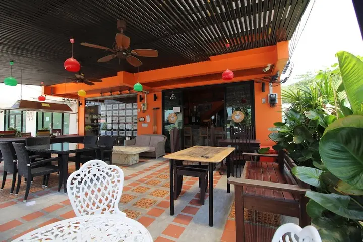 Кату: High So Low Cost ApartHotel