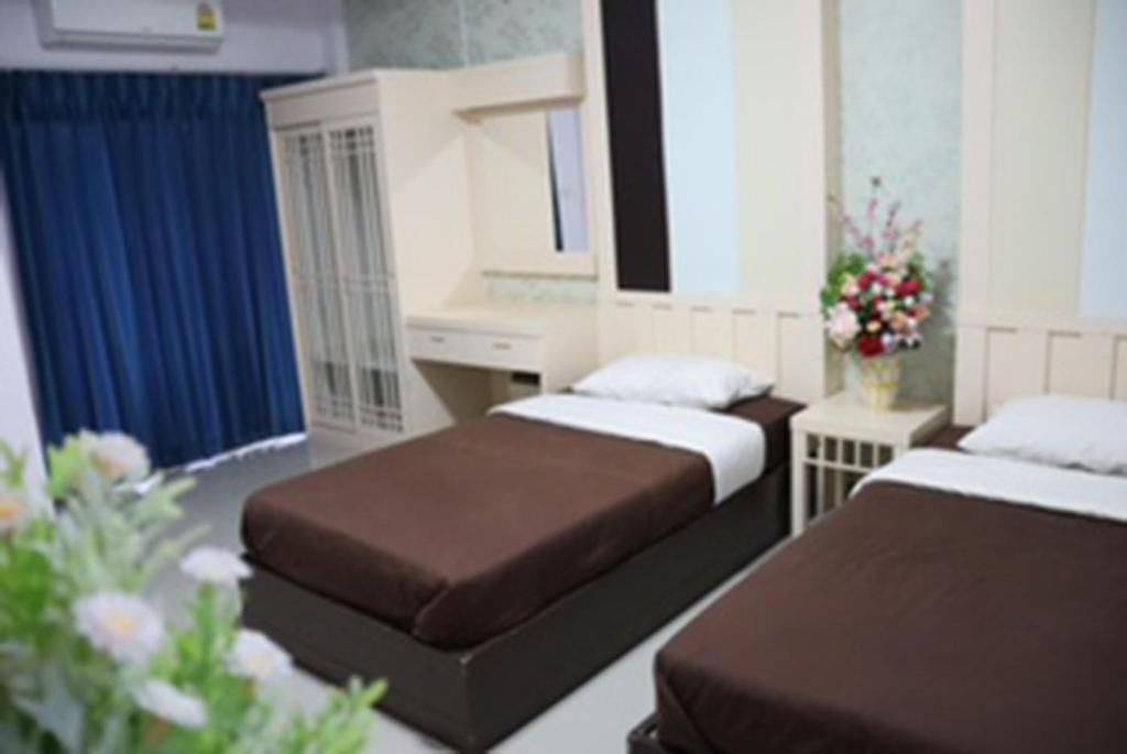 Кхлонг-Янг: Tokyo Country Inn
