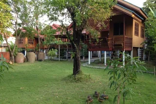 Лопбури: The Little Lopburi Village