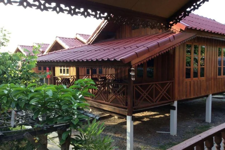 Лопбури: The Little Lopburi Village
