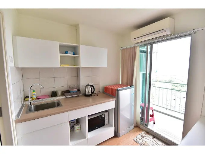 Паттайя: Lumpini Wongamat Suites