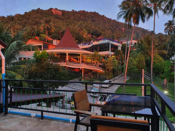 Остров Тау: Life Koh Tao Resort