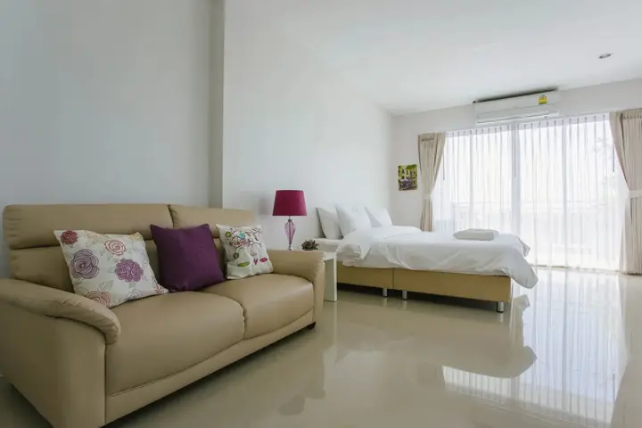 Накхонситхаммарат: The Terrace Hotel