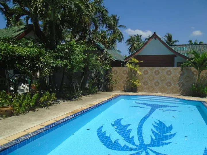 Тхаланг: Baan Coconut
