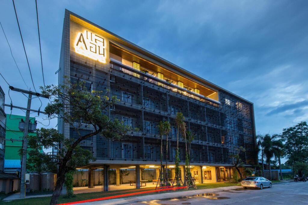 Накхонситхаммарат: Laekhon Nonbai Hotel