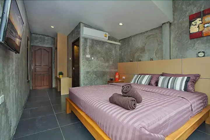 Паттайя: Debonair Grande