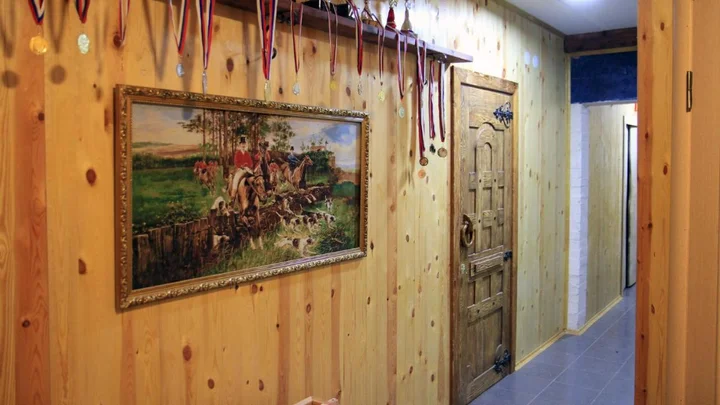 Печки: Inn First Horse