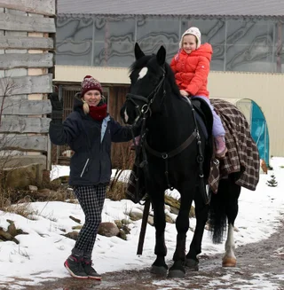 Печки: Inn First Horse