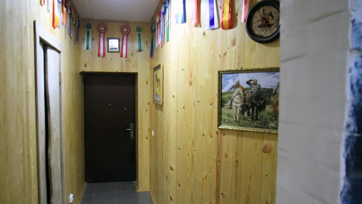Печки: Inn First Horse