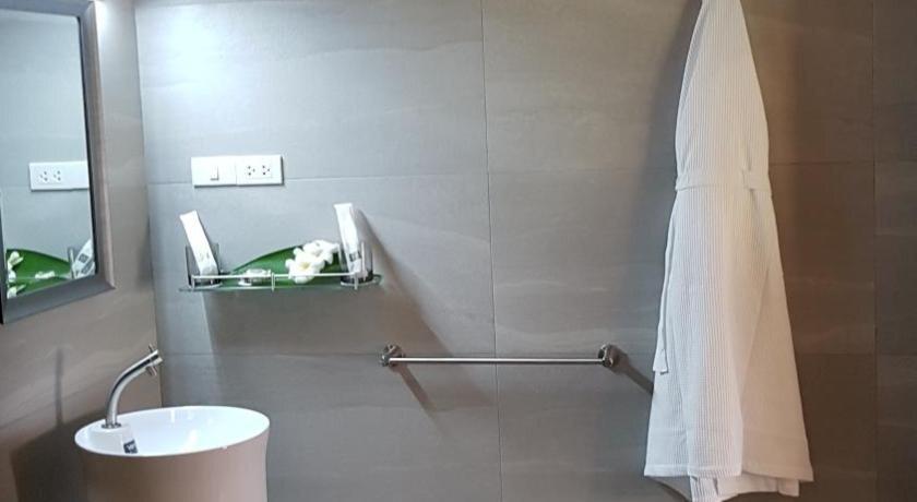 Ханом: Leeloo Cabana Beach Resort