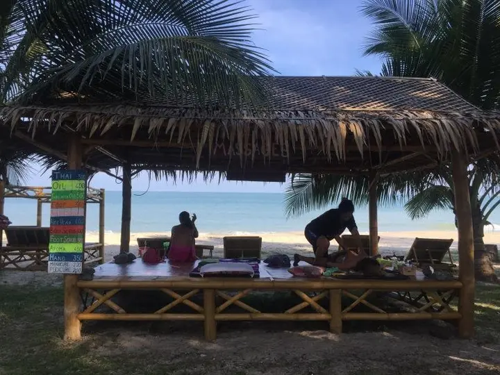 Ханом: Leeloo Cabana Beach Resort