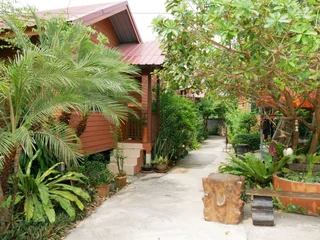 Пхитсанулок: Garden Home Resort