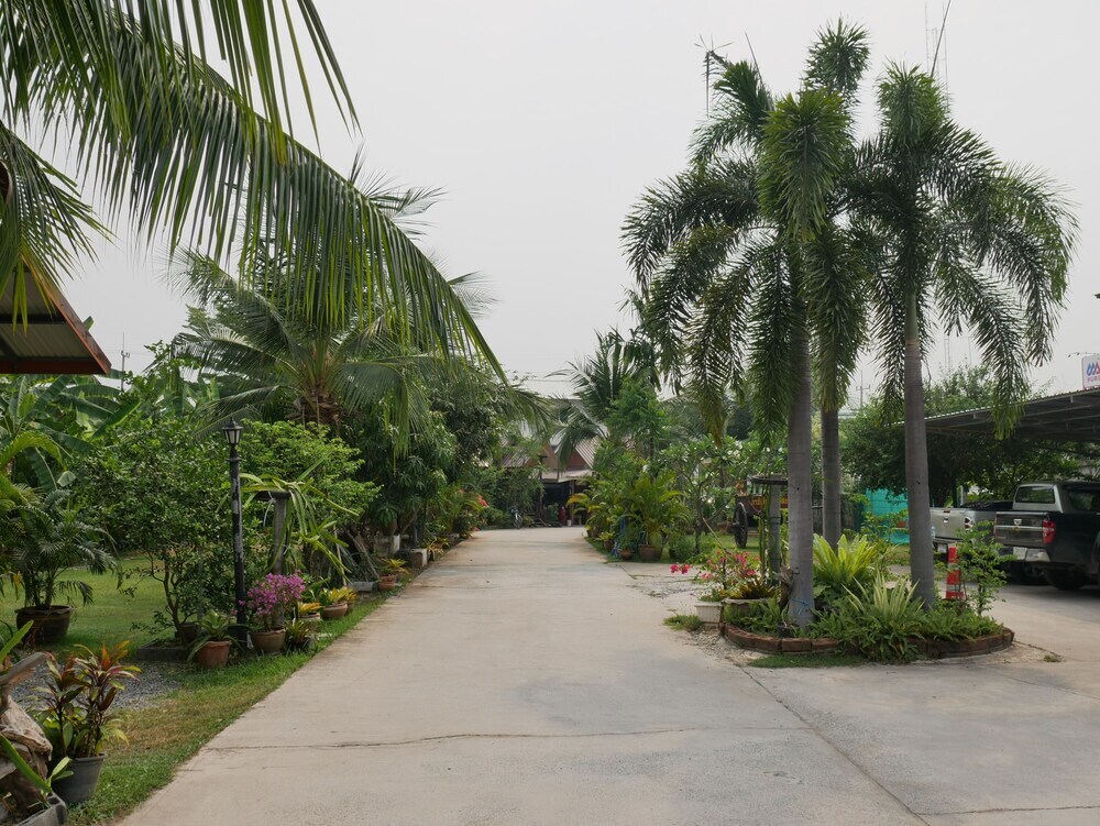 Пхитсанулок: Garden Home Resort