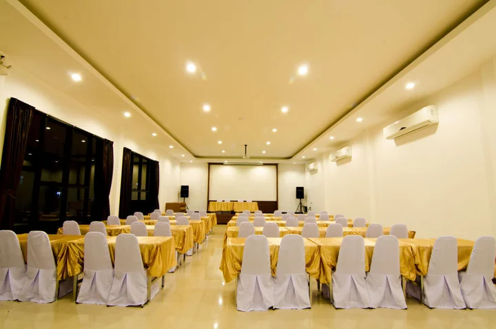 Бури Рам: NP Hotel