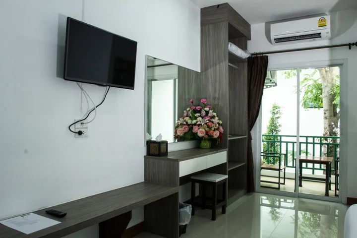 Бури Рам: NP Hotel