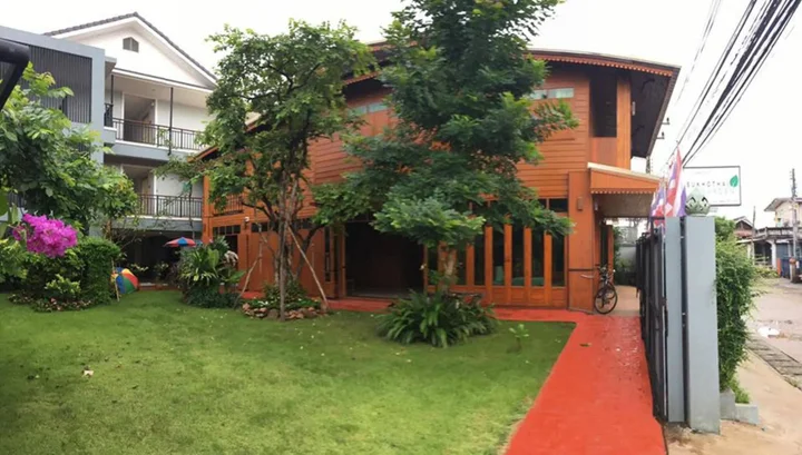 Сукотай: Sukhothai Garden