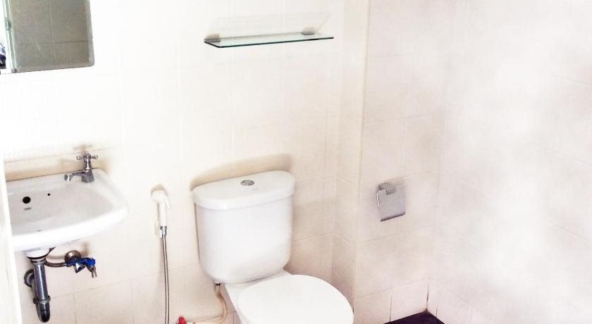 Бангкок: The State Apartment