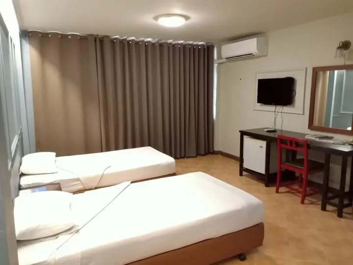 Пхетчхабури: Sun Hotel